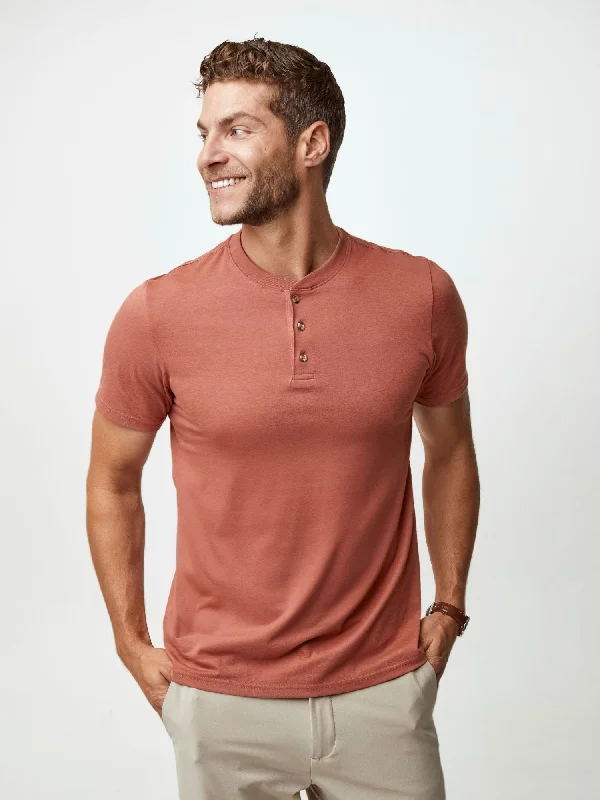 Dune Red Short Sleeve Henley