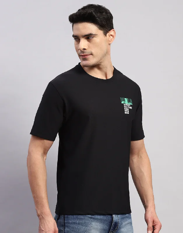 Men Black Printed Round Neck Half Sleeve T-Shirt