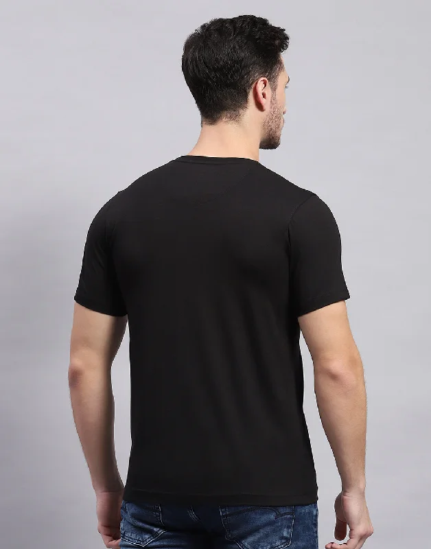 Men Black Printed Round Neck Half Sleeve T-Shirt