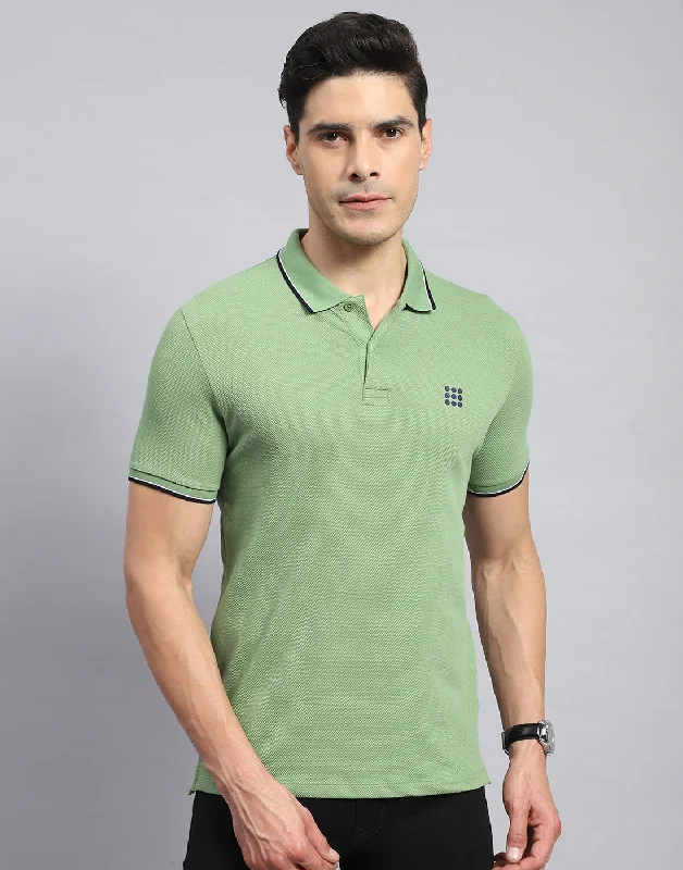 Men Green Self Design Collar Half Sleeve T-Shirt