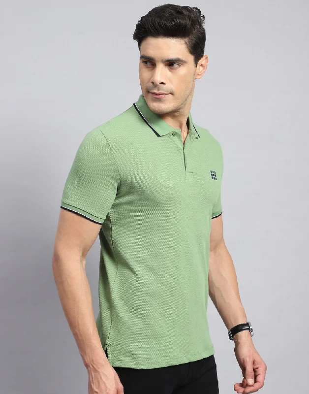 Men Green Self Design Collar Half Sleeve T-Shirt