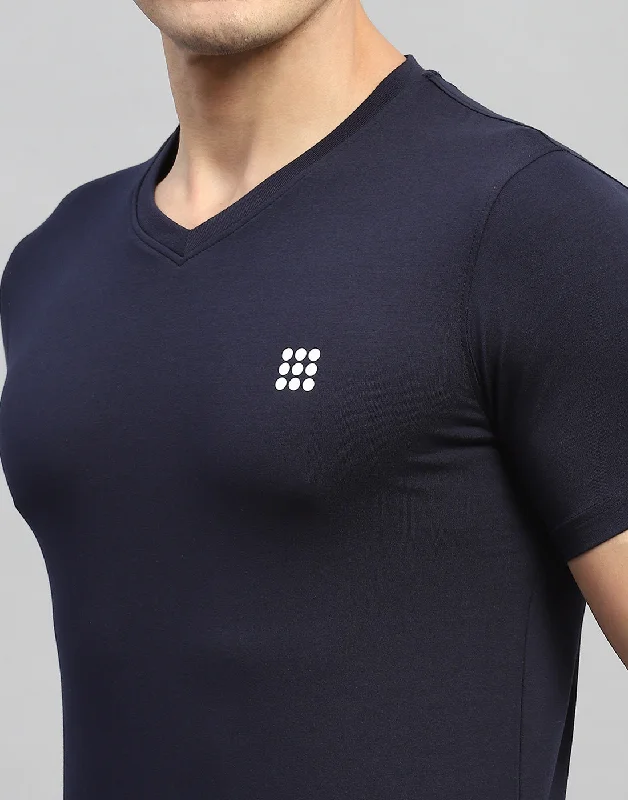 Men Navy Blue Solid V Neck Half Sleeve T-Shirt