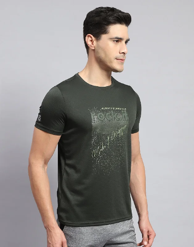 Men Olive Self Design Round Neck Half Sleeve T-Shirt