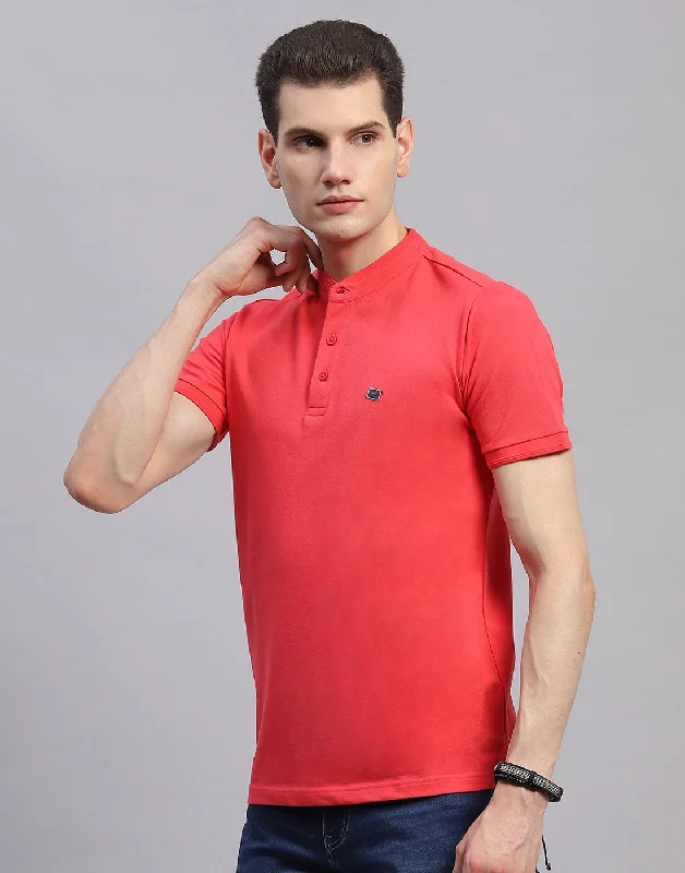 Men Pink Solid Band Collar Half Sleeve T-Shirt