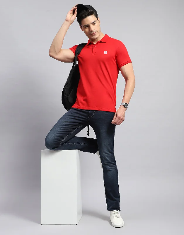 Men Red Solid Collar Half Sleeve T-Shirt