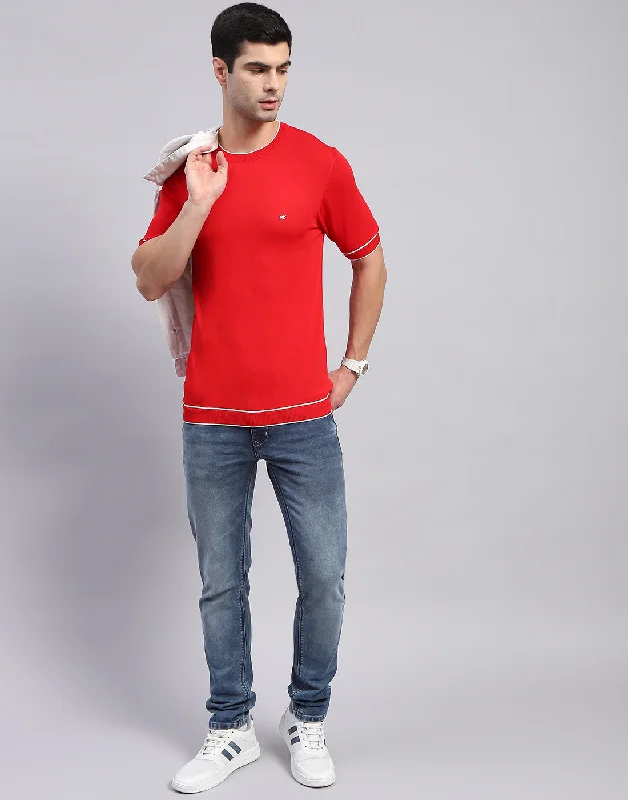 Men Red Solid Round Neck Half Sleeve T-Shirt