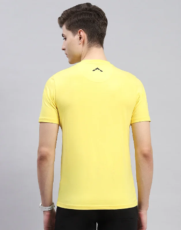 Men Yellow Solid V Neck Half Sleeve T-Shirt