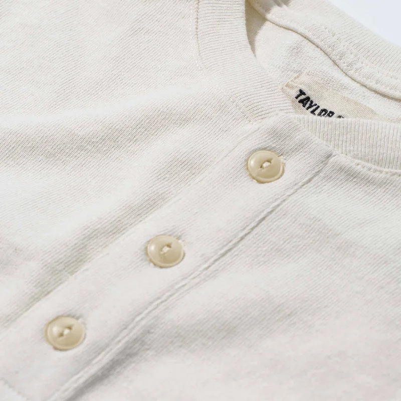 The Heavy Bag Henley in Natural