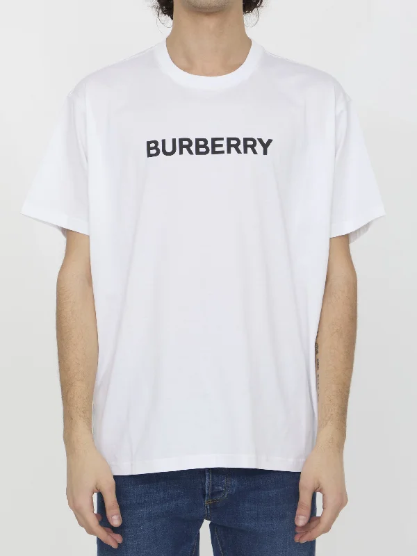 Burberry ogo T-Shirt