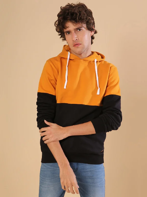 Campus Sutra Men Colorblocked Full Sleeve Stylish Casual Hooded Sweatshirts