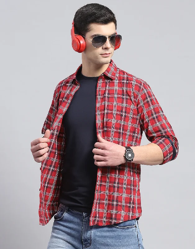 Men Red Check Collar Full Sleeve Shirt