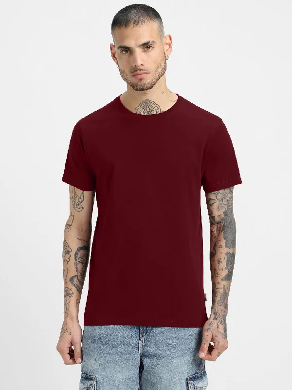 Maroon Solid Men's Tshirt