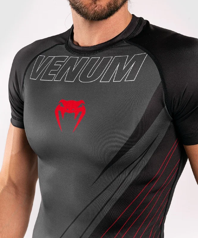 Venum Contender 5.0 Rashguard - Short sleeves - Black/Red